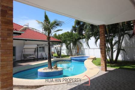 Secluded 3 Bed Pool Villa – very close to Hua Hin town