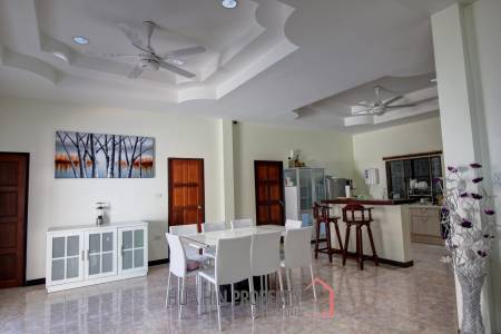 Secluded 3 Bed Pool Villa – very close to Hua Hin town