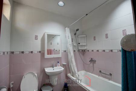 Secluded 3 Bed Pool Villa – very close to Hua Hin town