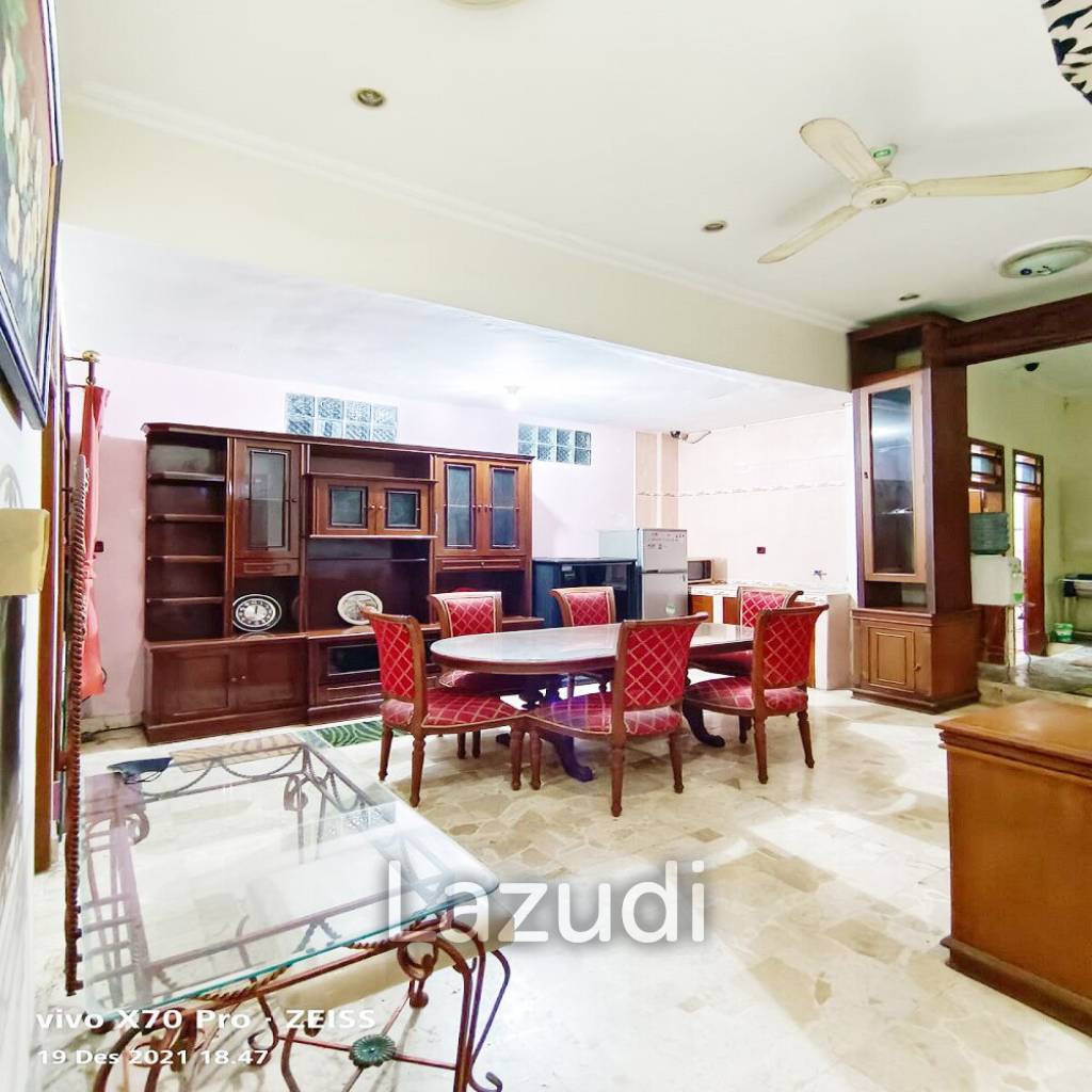 Rumah Kontrakan Dekat Solo Paragon Mall, Solo Grand Mall, Stasiun Solo Balapan, RS PKU Muhammadiyah