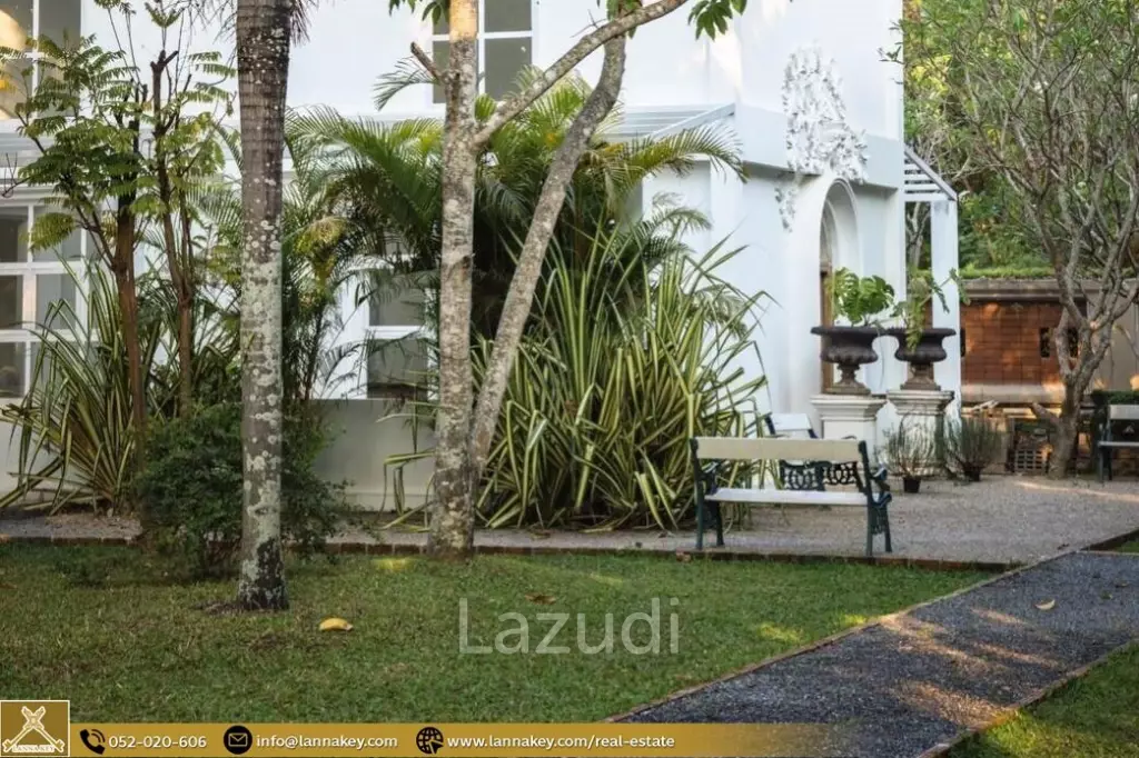 Villa with Swimming pool For Sale Next to the Ping River.