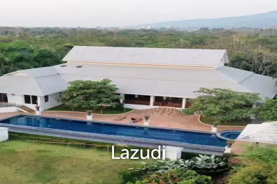 Villa with Swimming pool For Sale Next to the Ping River.