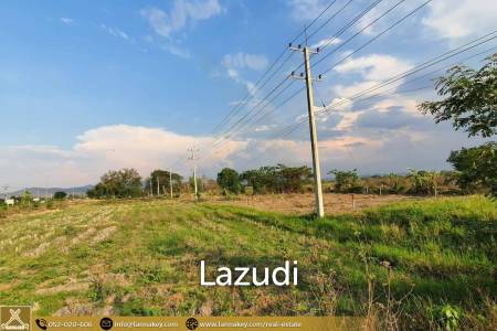 Land next to the main road, prime location