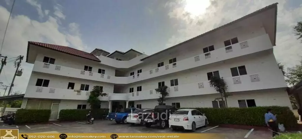 Selling a three-storey dormitory