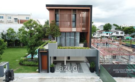 4 Bed 5 Bath 467 SQ.M.  Altitude Mastery Sukhumvit
