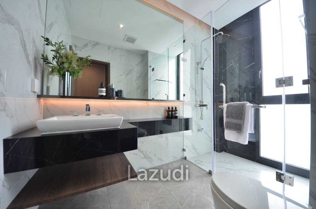 4 Bed 5 Bath 467 SQ.M.  Altitude Mastery Sukhumvit