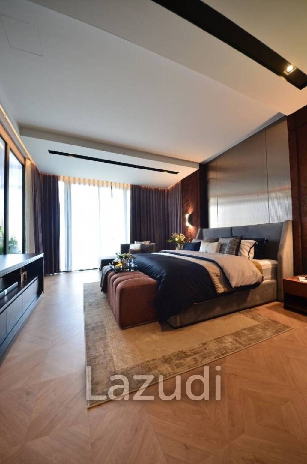 4 Bed 5 Bath 467 SQ.M.  Altitude Mastery Sukhumvit