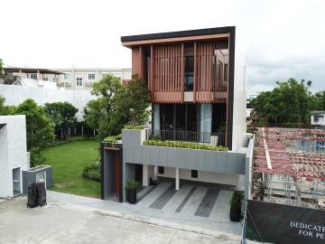 4 Bed 5 Bath 467 SQ.M. A3 Altitude Mastery Sukhumvit