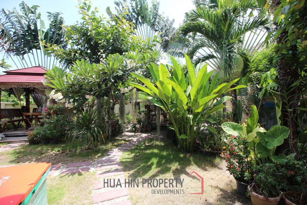 Excellent Location Private Villa Ideal For Pub or Restaurant on Soi 102 For Sale