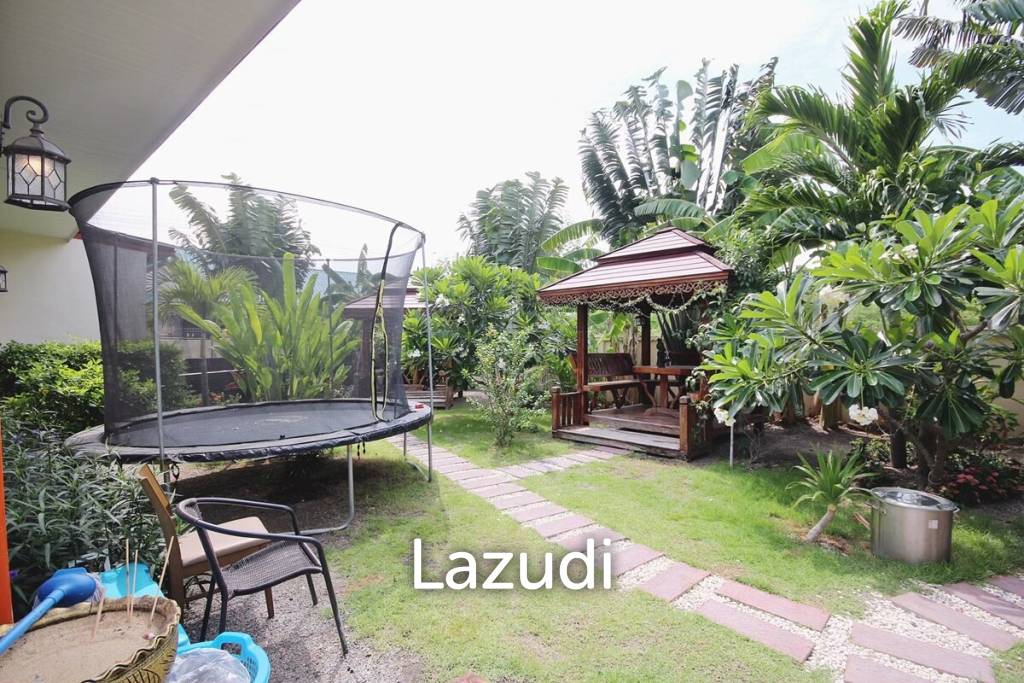 Excellent Location Private Villa Ideal For Pub or Restaurant on Soi 102 For Sale