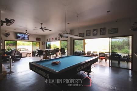 Excellent Location Private Villa Ideal For Pub or Restaurant on Soi 102 For Sale