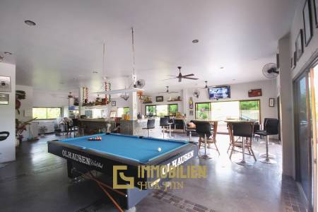 Excellent Location Private Villa Ideal For Pub or Restaurant on Soi 102 For Sale