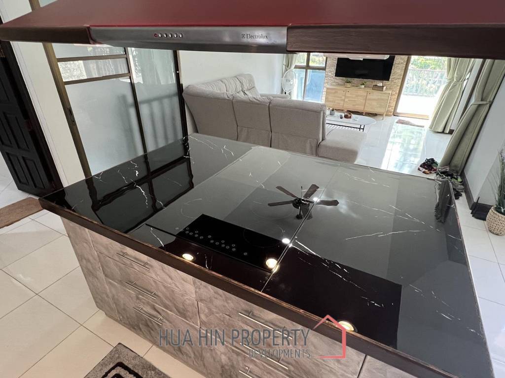 Beautiful Spacious 5 Bedroom Family Home