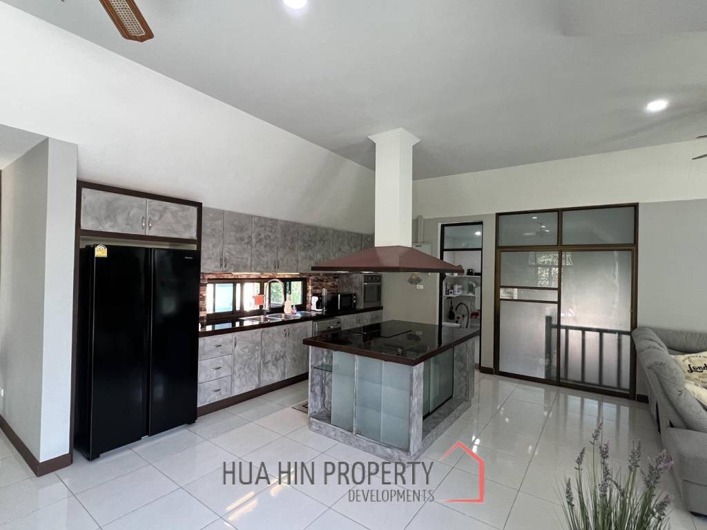 Beautiful Spacious 5 Bedroom Family Home