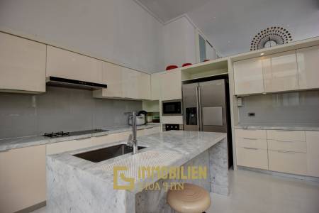 1,350 metro cuadrado 6 ` 8 Baño Villa de Venta