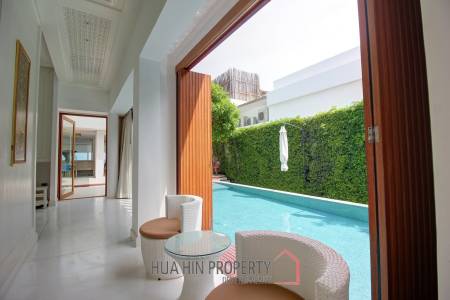 Absolute Beachfront – Modern Design 6 Bedroom Villa