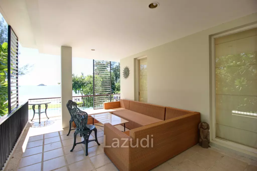 Exclusive 4 Bedroom Absolute Beachfront Condo in Baan Nub Kluen, Khao Tao