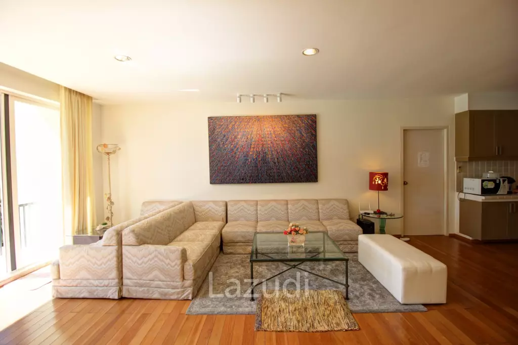 Exclusive 4 Bedroom Absolute Beachfront Condo in Baan Nub Kluen, Khao Tao