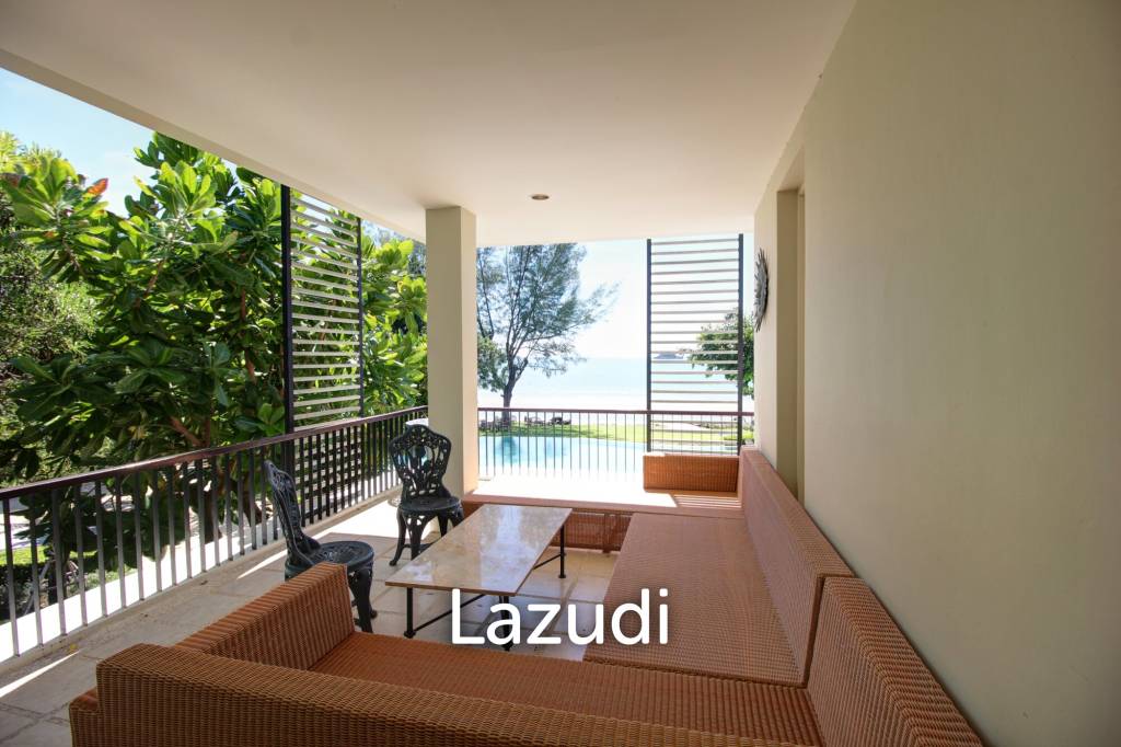Exclusive 4 Bedroom Absolute Beachfront Condo in Baan Nub Kluen, Khao Tao