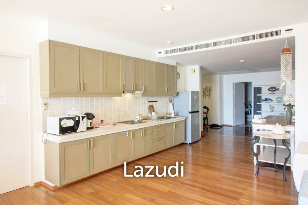 Exclusive 4 Bedroom Absolute Beachfront Condo in Baan Nub Kluen, Khao Tao