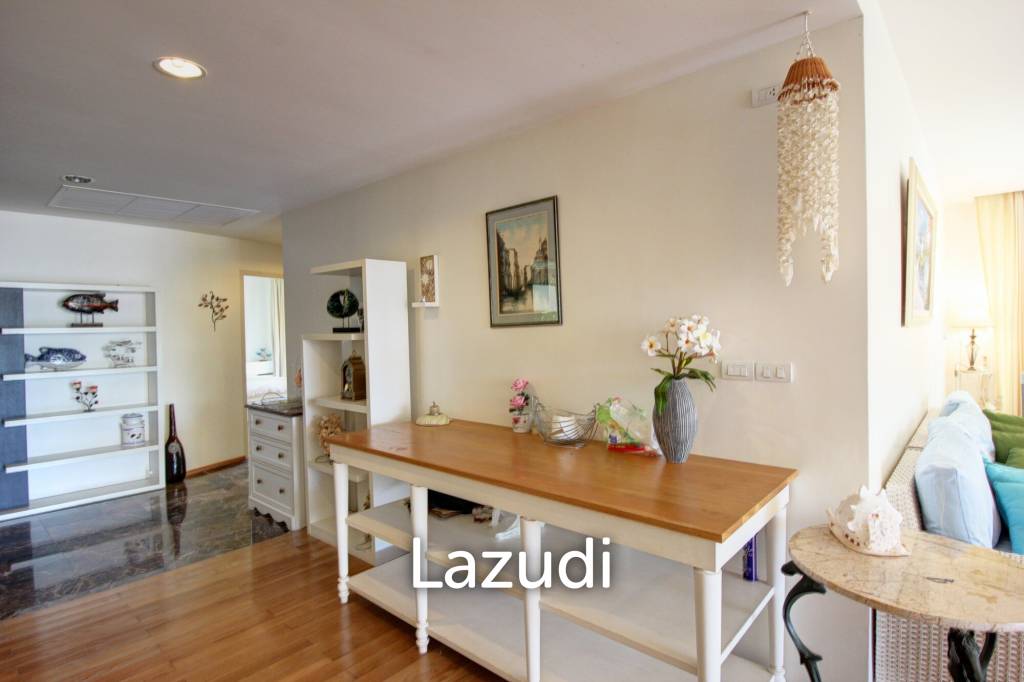 Exclusive 4 Bedroom Absolute Beachfront Condo in Baan Nub Kluen, Khao Tao
