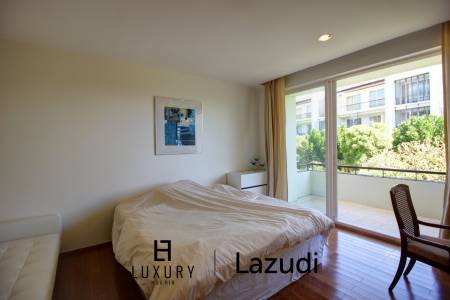 Amazing 4 Bed, Absolute Beachfront Condo in Khoa Tao