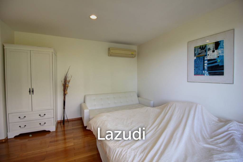 Exclusive 4 Bedroom Absolute Beachfront Condo in Baan Nub Kluen, Khao Tao