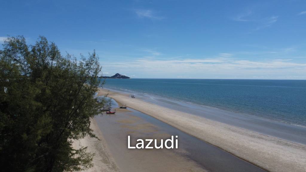Exclusive 4 Bedroom Absolute Beachfront Condo in Baan Nub Kluen, Khao Tao