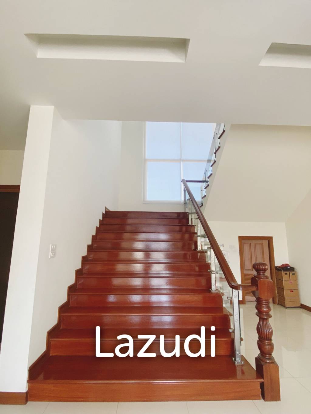 Modern Luxury 4 bedrooms Villa