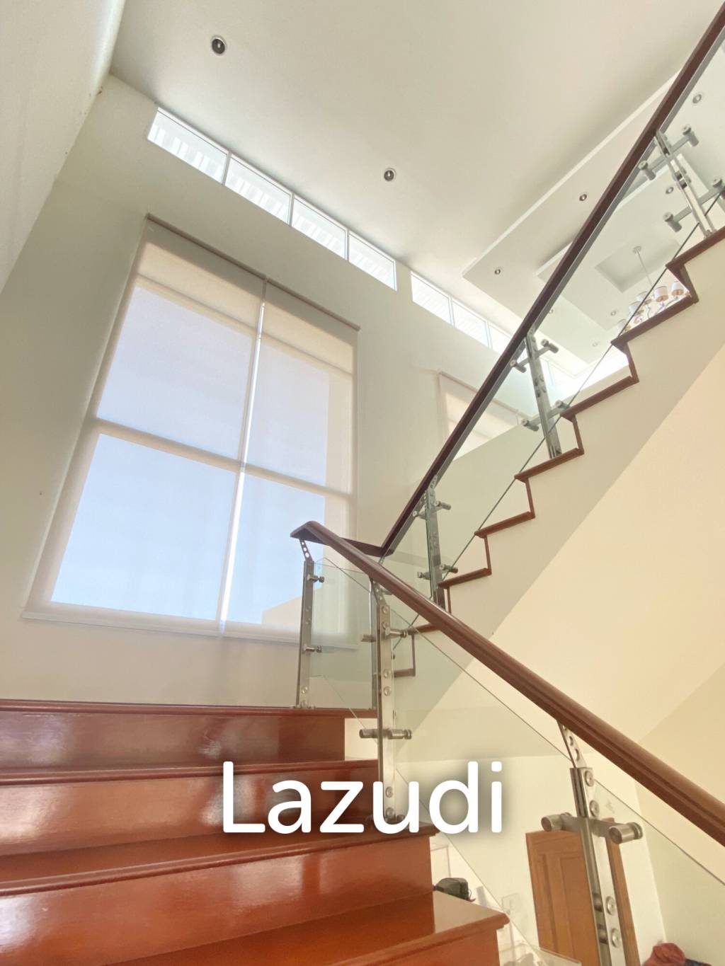 Modern Luxury 4 bedrooms Villa