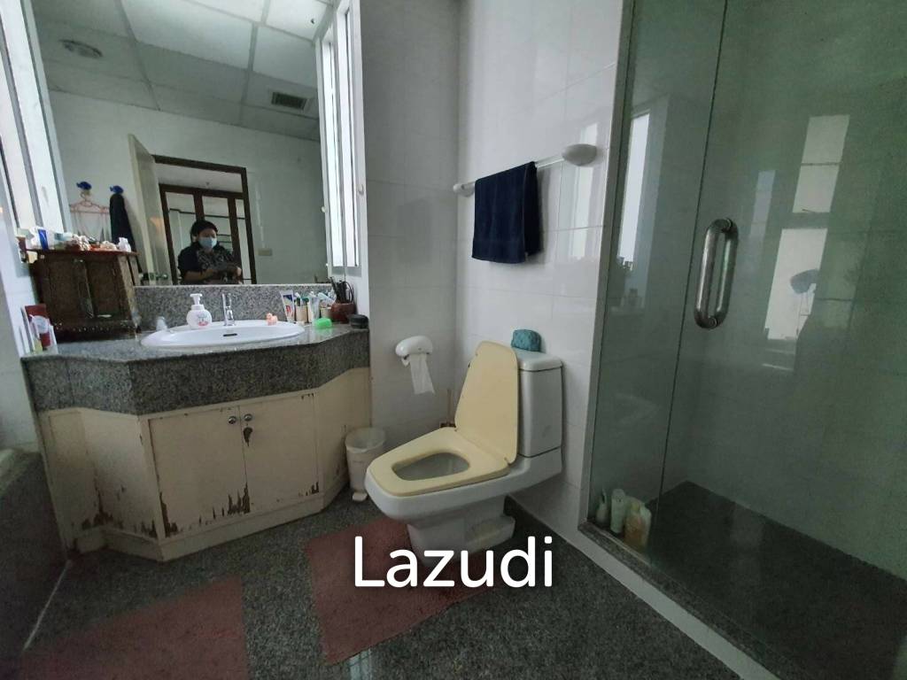 3 Bed 3 Bath 135 Sqm Condo for Sale