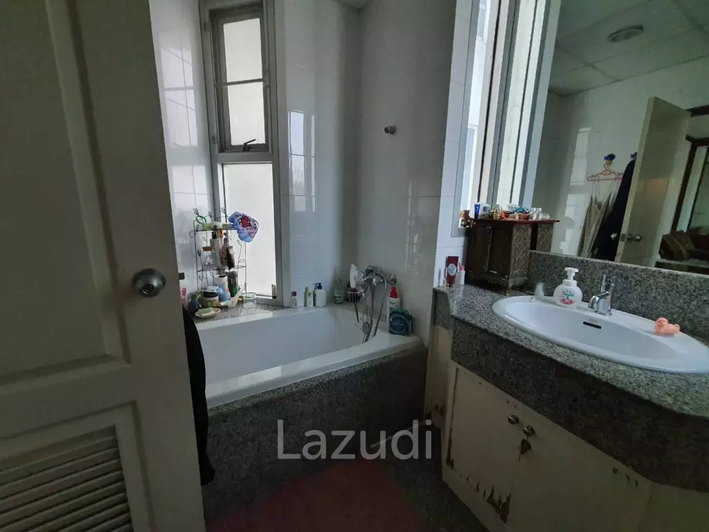 3 Bed 3 Bath 135 Sqm Condo for Sale