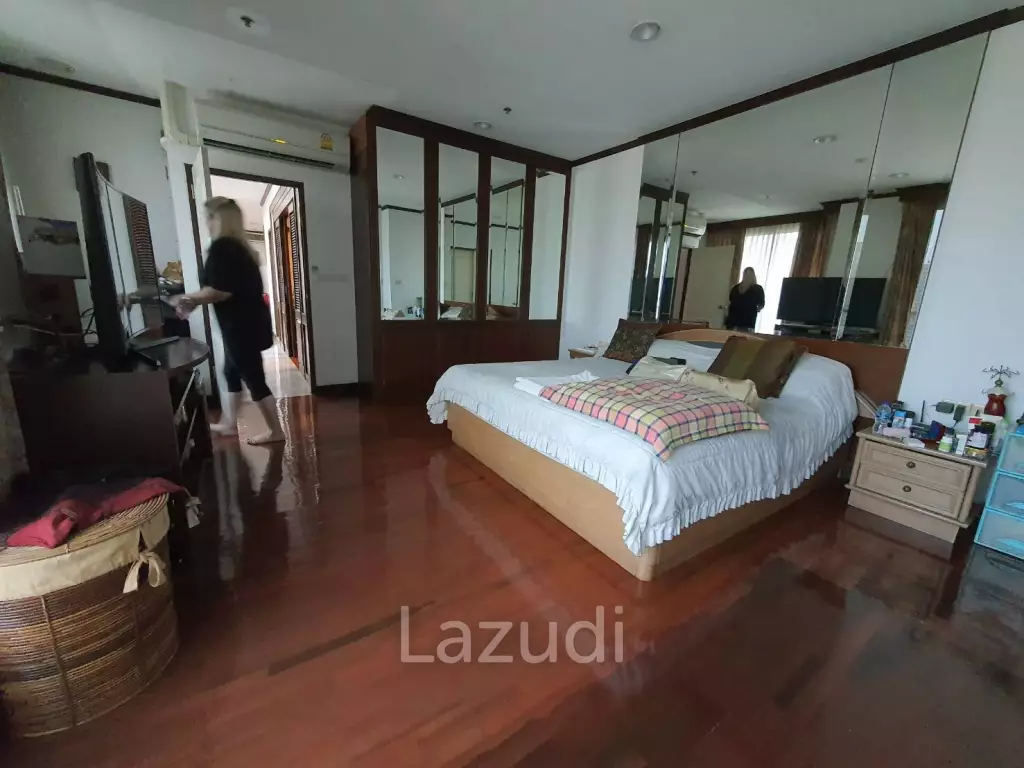 3 Bed 3 Bath 135 Sqm Condo for Sale