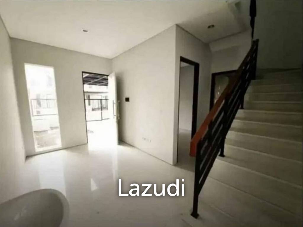 Jual Over Kredit Rumah di Pondok Tjandra Dekat Bandara Juanda, Kampus UNISA, MERR, RS Mitra Keluarga