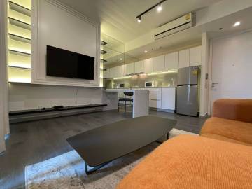 1 Bed 1 Bath 45 Sqm Condo For Rent & Sale