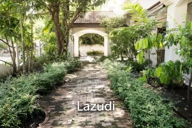 3 Bed 3 Bath Detached House   452 Sqm For Sale