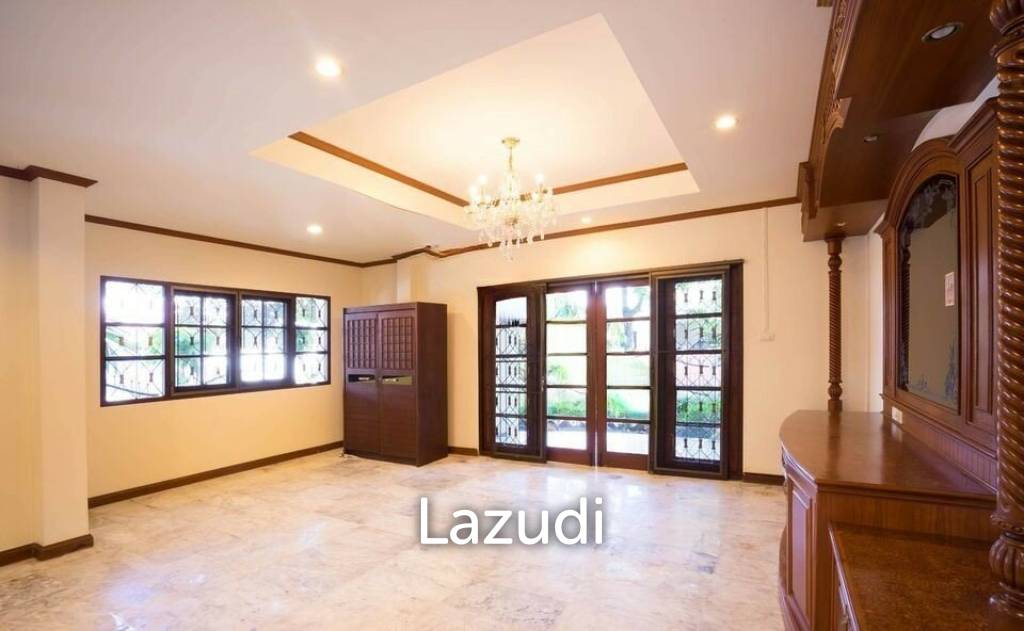 3 Bed 3 Bath Detached House   452 Sqm For Sale