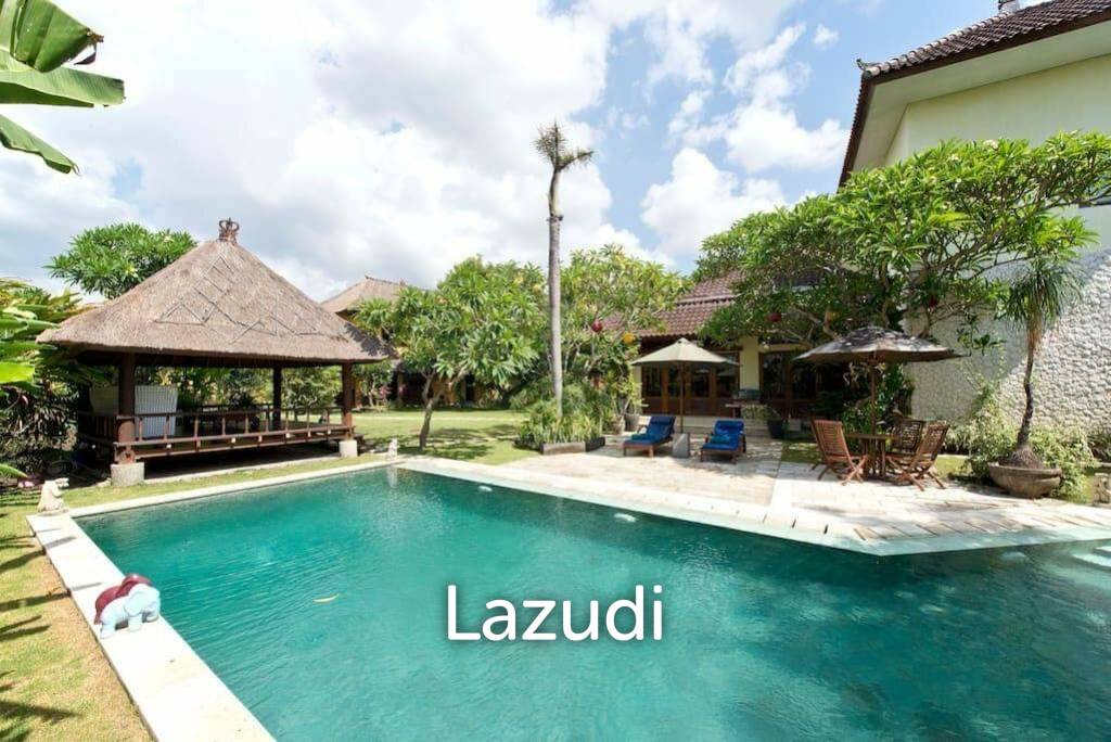 Tropical hideaway in Berawa