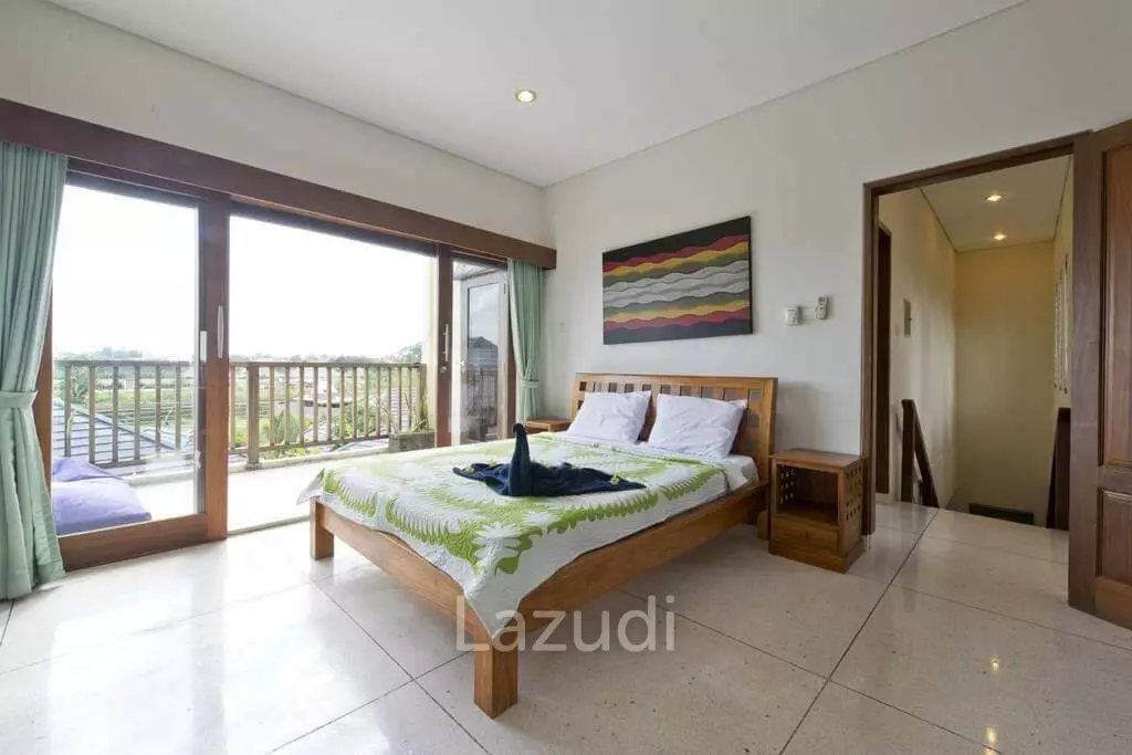 Tropical hideaway in Berawa
