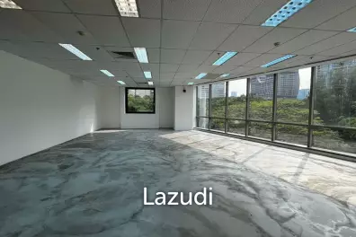 Office space surrounded by green spaces and nature views