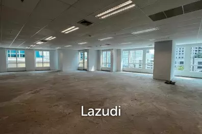 Fitted office at Ploenchit (Central CBD)