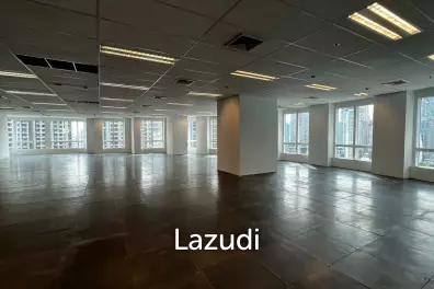 Large office Duplex connect with stairs over 2 floor at Ploenchit (Central CBD)