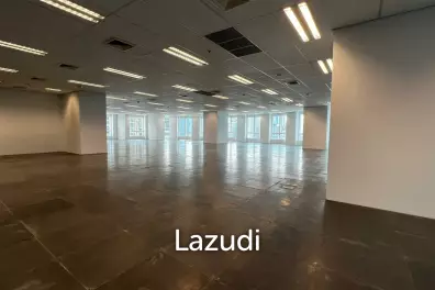 Large office Duplex connect with stairs over 2 floor at Ploenchit (Central CBD)