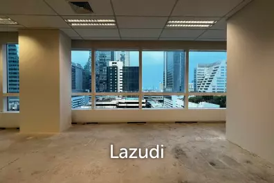 Fitted office at Ploenchit (Central CBD)