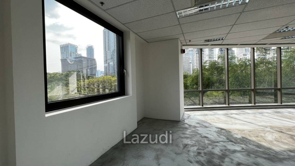 Office space surrounded by green spaces and nature views