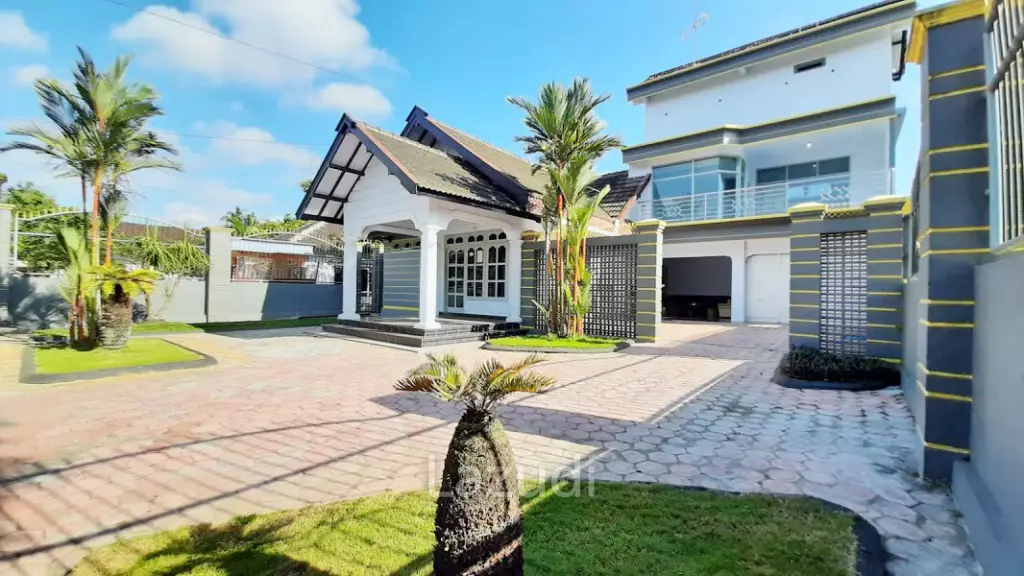 Jual Rumah Plus Usaha Burung Walet dan Budidaya Ikan di Gandusari Blitar Dekat Candi Kotes, Pasar Tugu