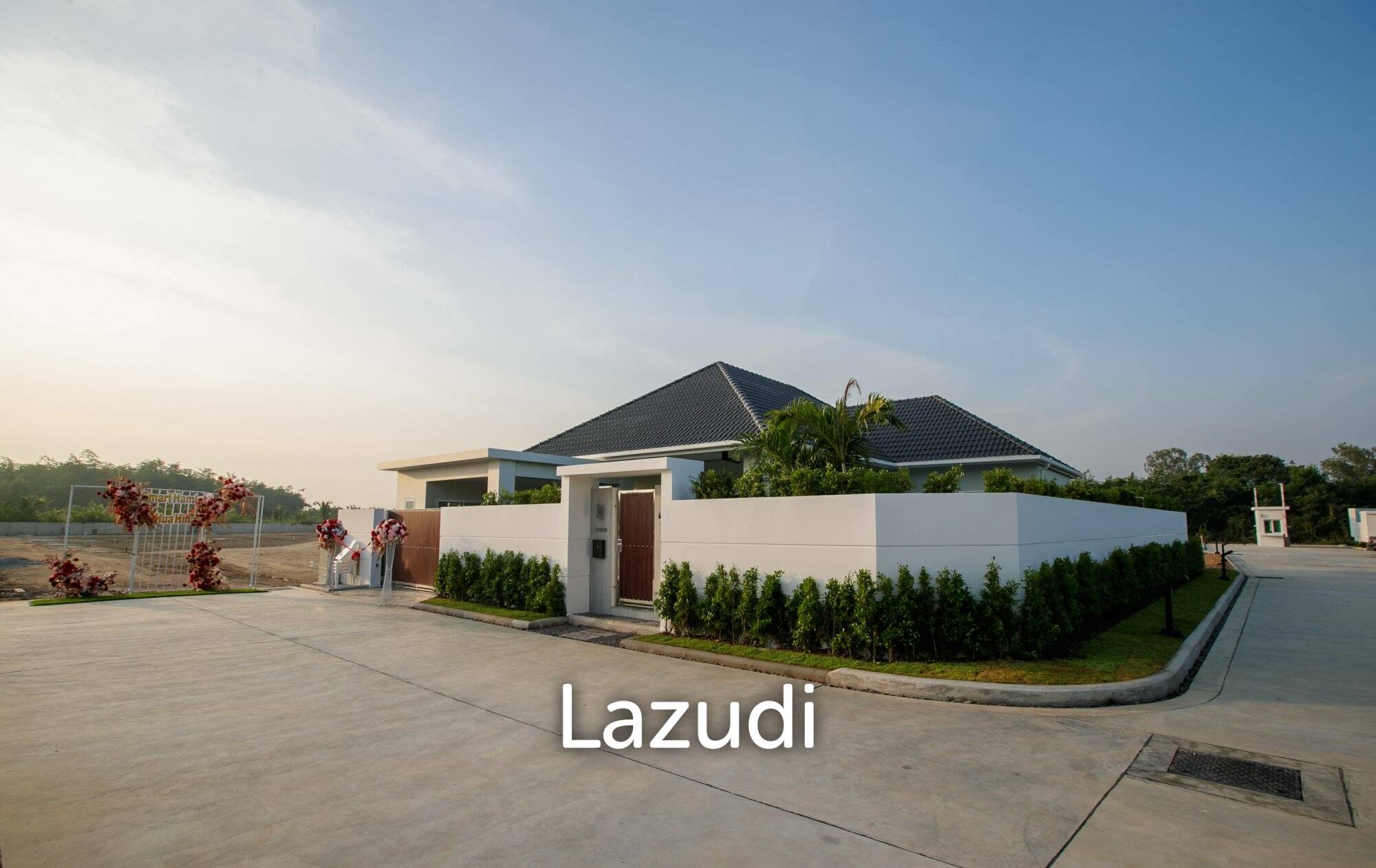 320 ตรม. 2 ห้องนอน บ้านเดี่ยว สำหรับ ขาย 320 ตรม. 2 ห้องนอน บ้านเดี่ยว สำหรับ ขาย
