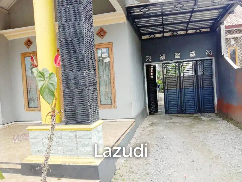 Jual Rumah di Magelang Dekat SMP Negeri 1 Pakis, Pasar Kaponan, Lapangan Kintelan, RS Syubbanul Wathon