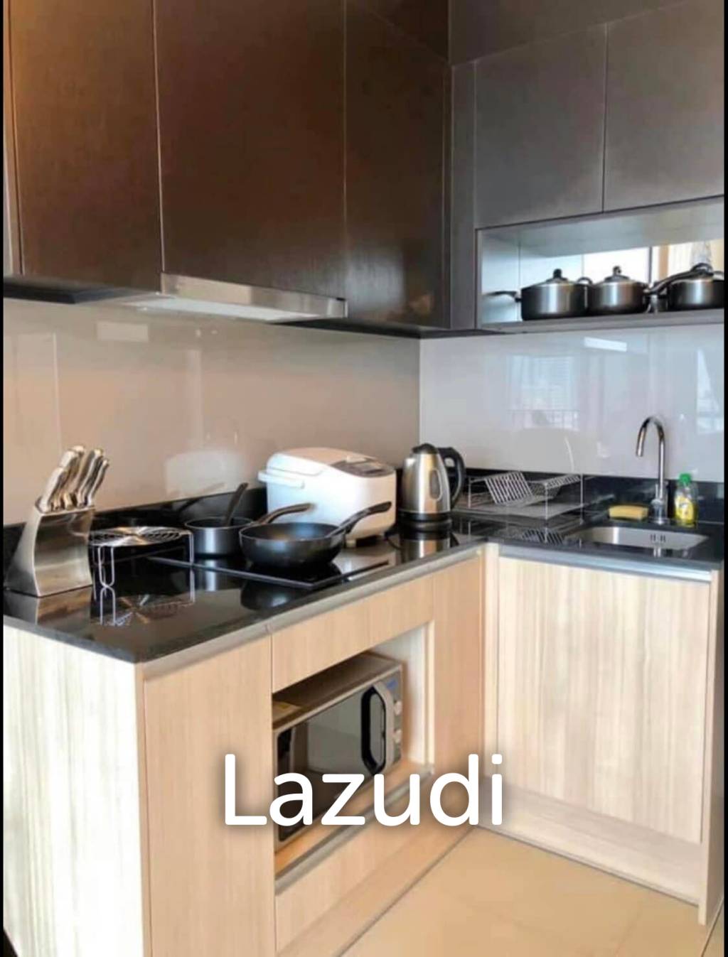 1  Bed 1 Bath 41 SQ.M Edge Sukhumvit 23