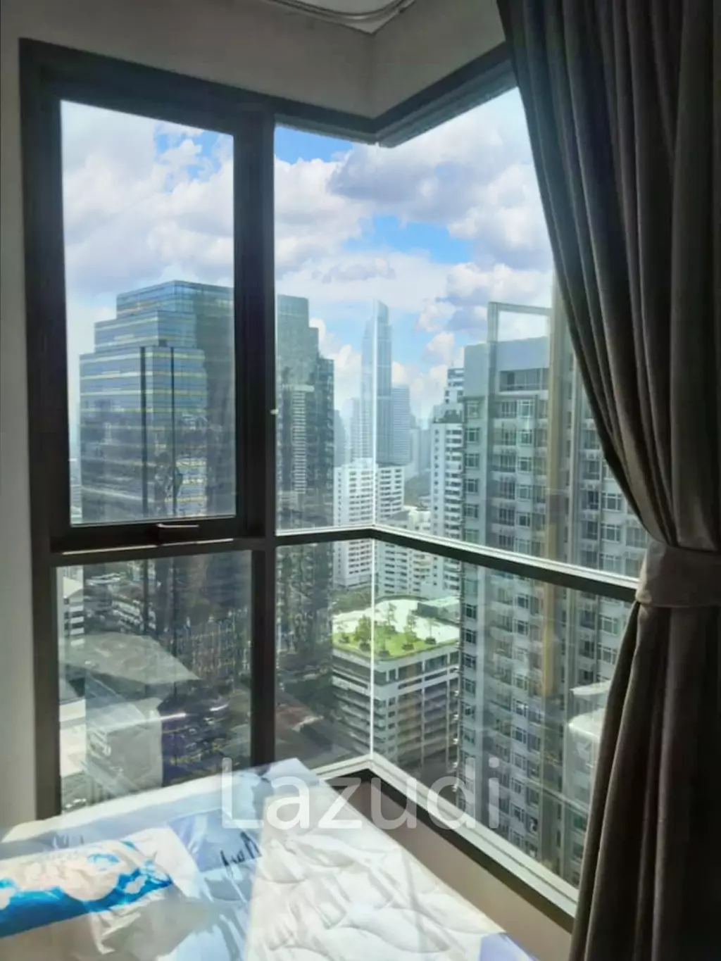 2 Bed  61 SQM Lumpini Suite Phetchaburi-Makkasan